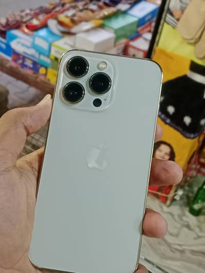 Apple iPhone 13 Pro