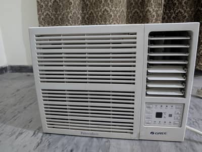 Gree inverter 0.75 ton AC, one season used