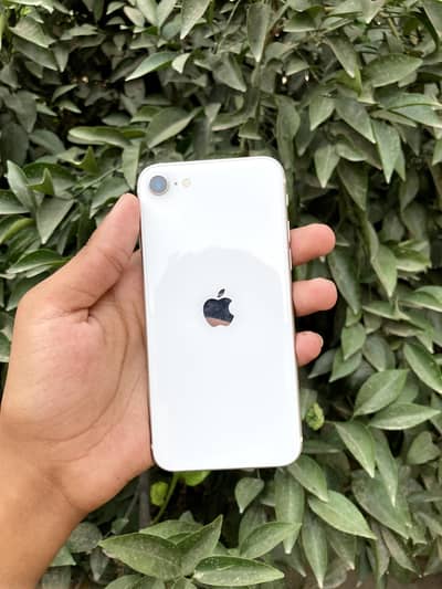 Apple iPhone SE