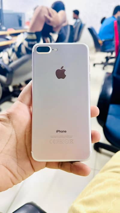Apple iPhone 7 Plus PTA Approved , 128 gb / 03700675596