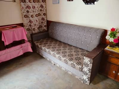 sofas. 5 setar new only 5 months used all ok. 03182439021