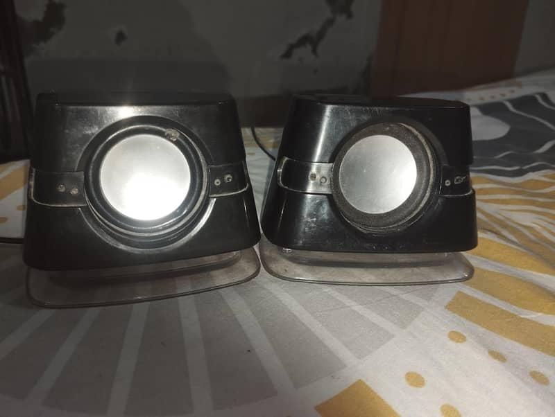 2 audionic speaker 0