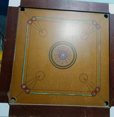 Carrom board A1 1 year used