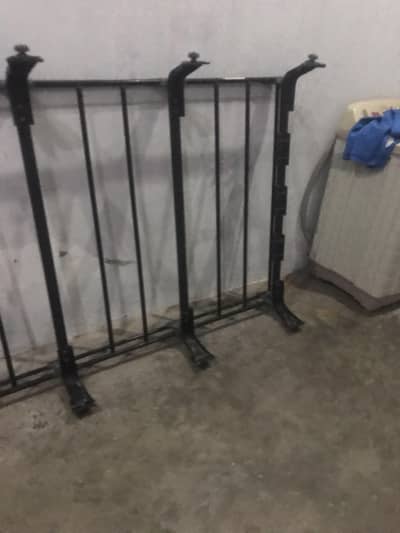 Heavy Duty Iron Evaporative Air Cooler Stand – Excellent Condition