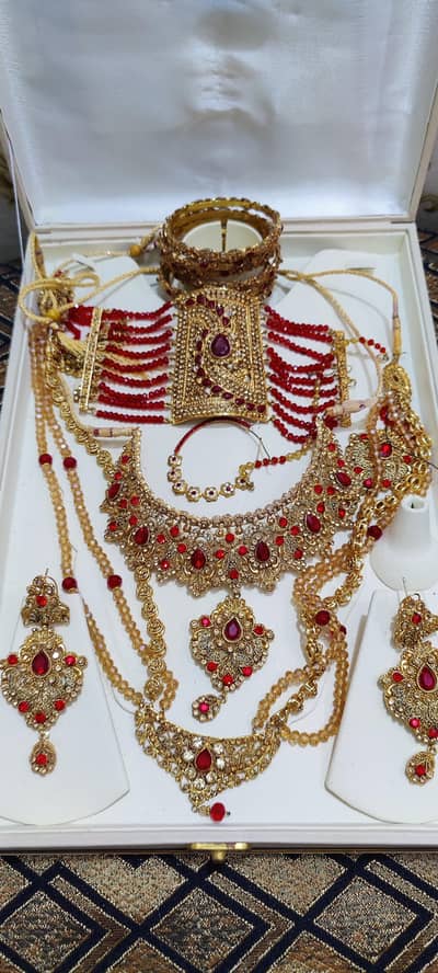 Bridal Jewelry Set with Box