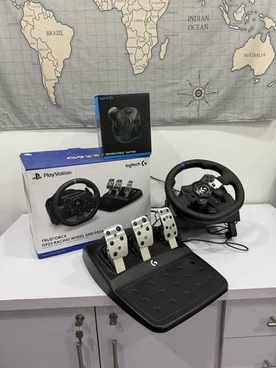 Logitech g923 Steering wheel