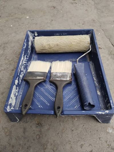 two new 3 inches width paint brush, distemper roller and tray.