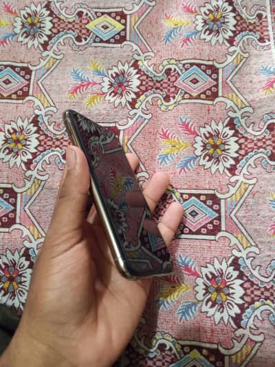 Apple iPhone Xs