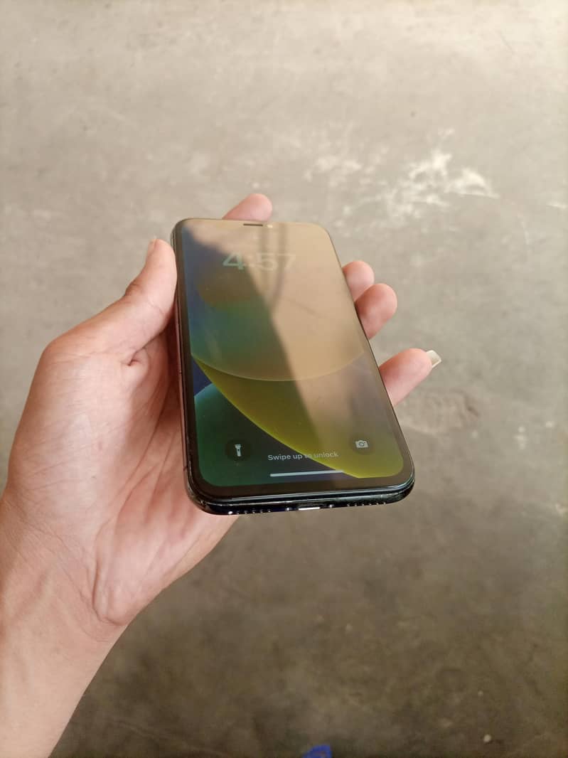 Apple iPhone X 1