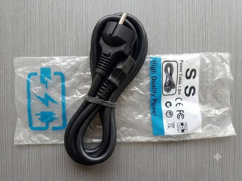 Power Cable 0