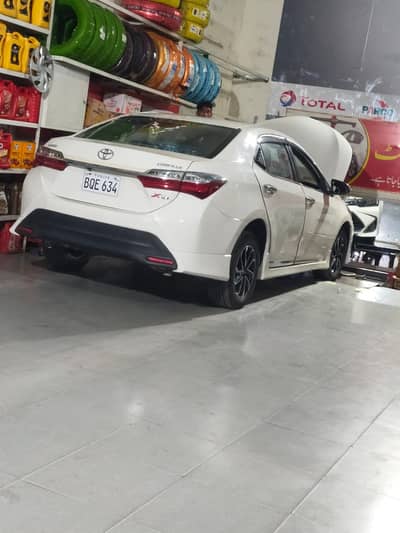 Toyota Corolla uplift X