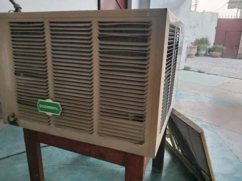 General Window AC, 3