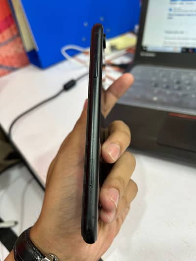 Apple iPhone XR