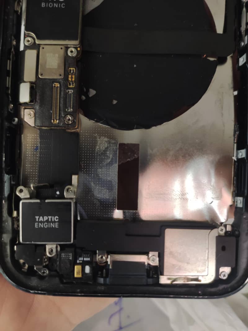 Apple iPhone 13 3