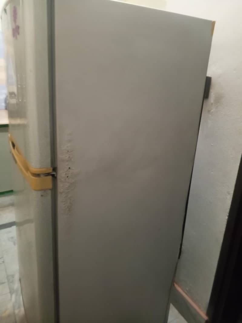 Dawlance fridge 1