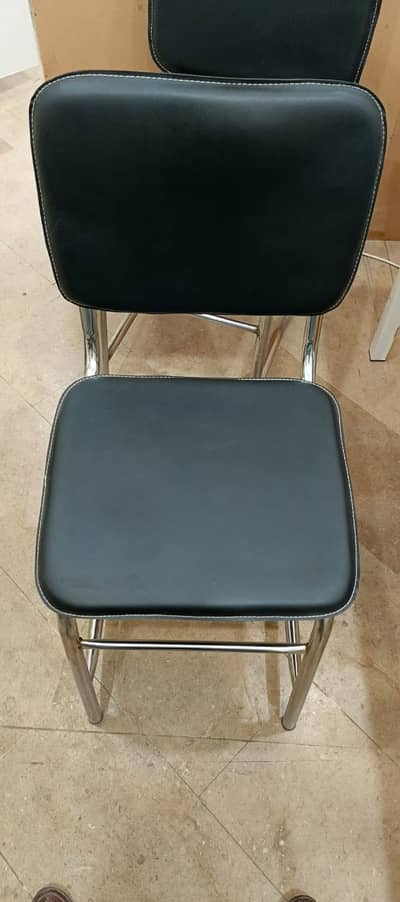 3 x  Office Visitor Chairs – Strong Steel Frame – Excellent Condition