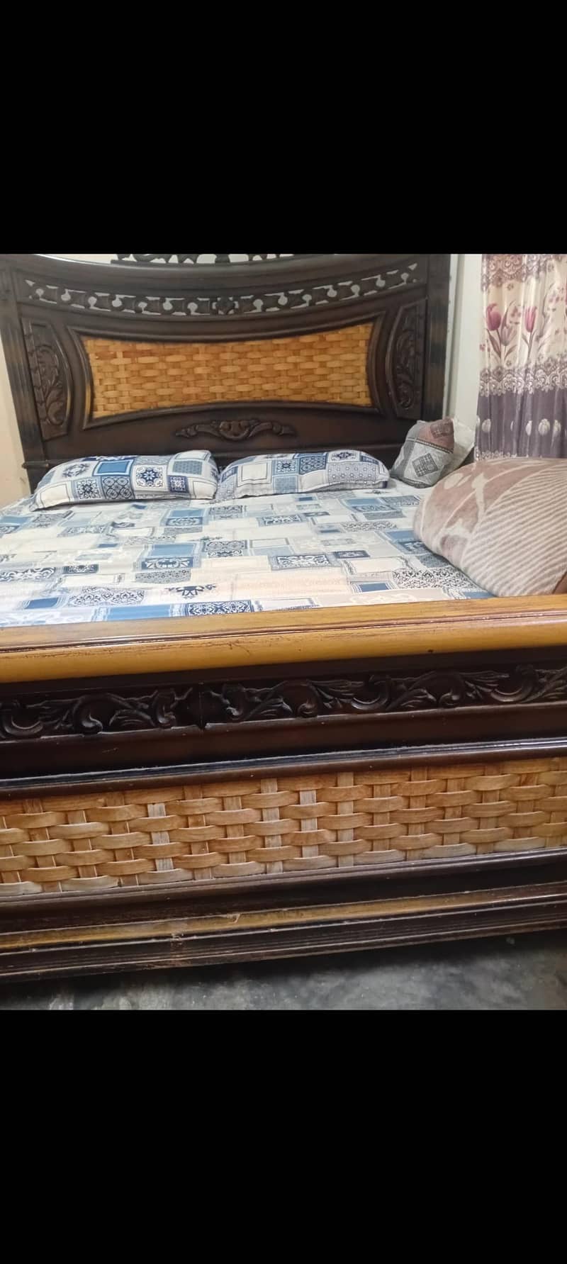 bed, dressing, 2 side tables 2