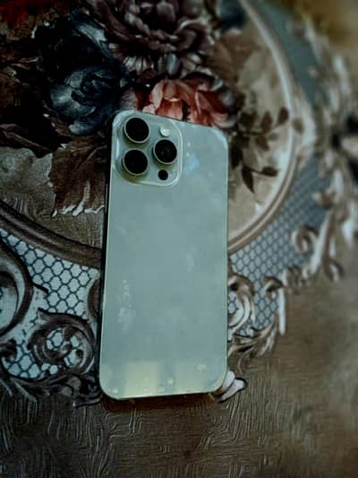 Apple iPhone 16 Pro Max