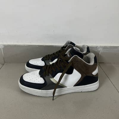 Outfitters Jordan Style Sneakers (Size 43)