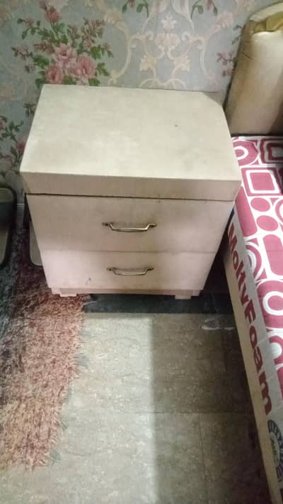 Bed with side Table & Mattress