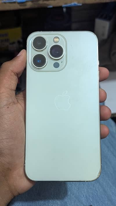 Apple iPhone 13 Pro