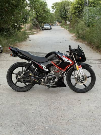 Ybr 125 esd