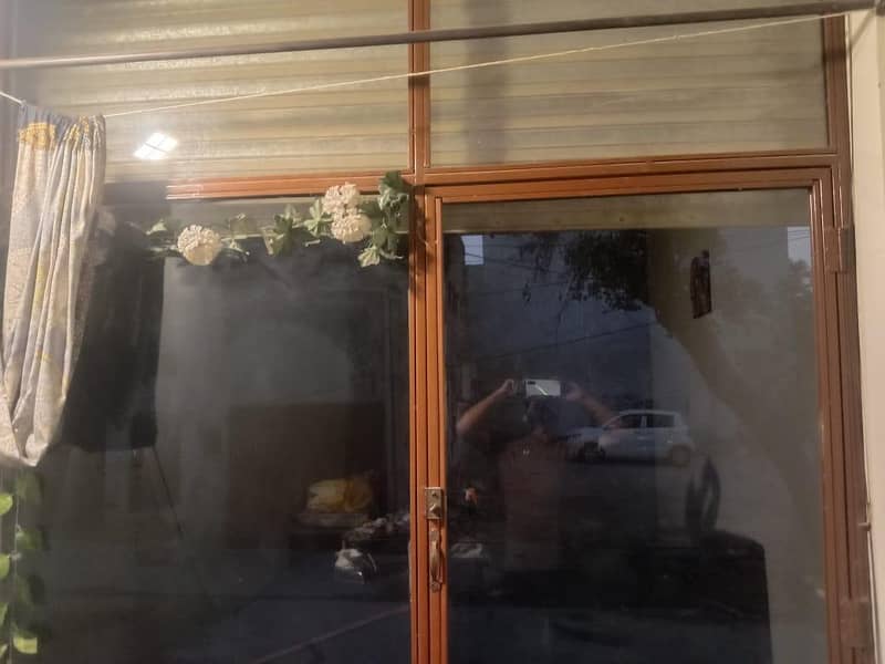 shope frame 2
