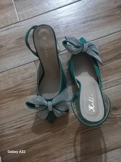 Dark green Heels