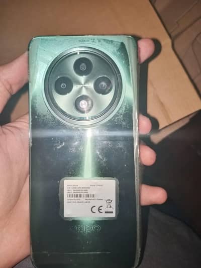 OPPO Reno12 F