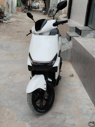 evee electric Scooty