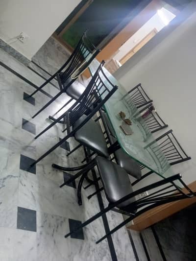 DINING TABLE WITH CHAIR