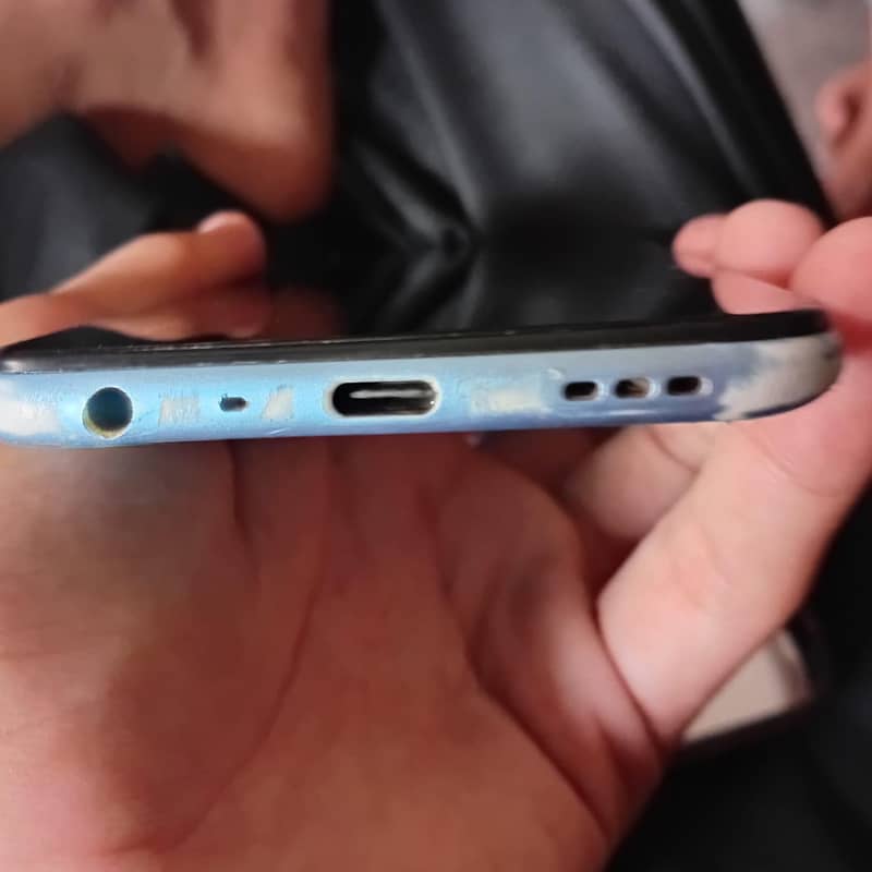 OPPO A76 0