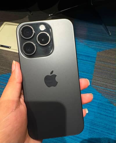iPhone 15 Pro jv