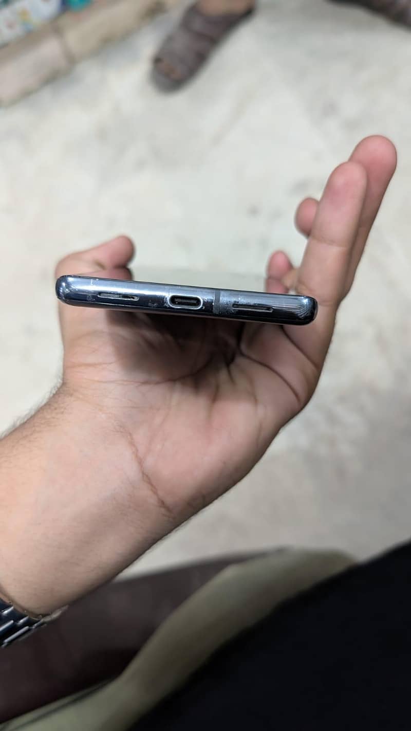Google Pixel 7 Pro 4