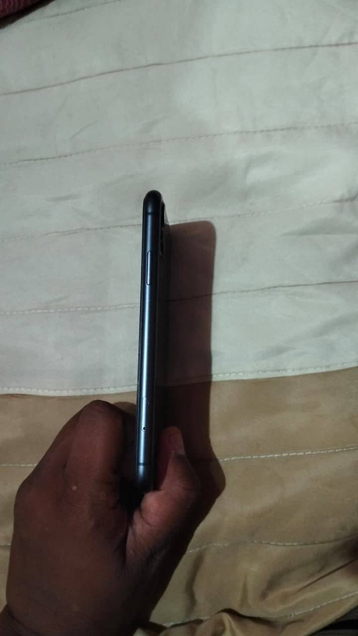 iphone 11 3