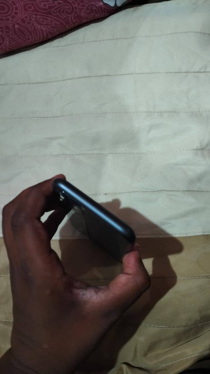 iphone 11 4