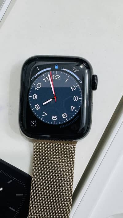 Apple watch series 5 stainless steel