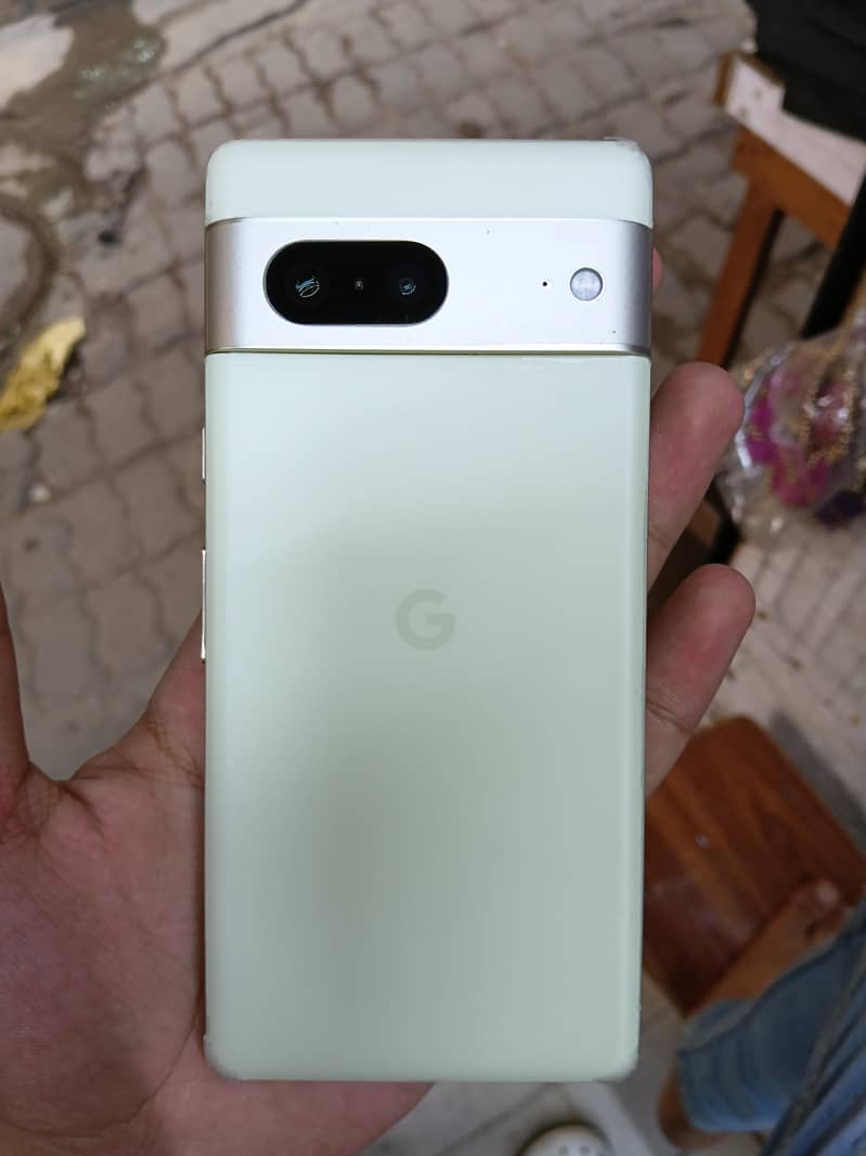 Google Pixel 7 2
