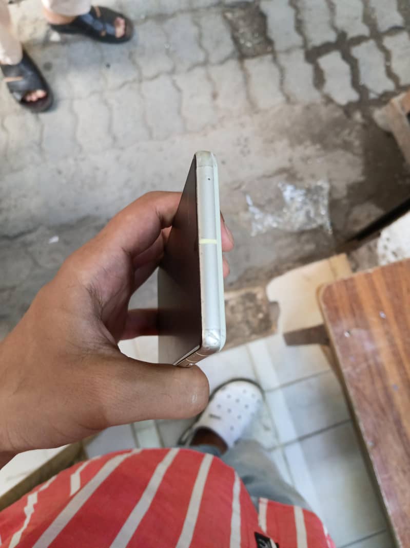 Google Pixel 7 5