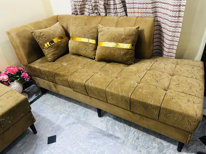 L shaped sofa 0