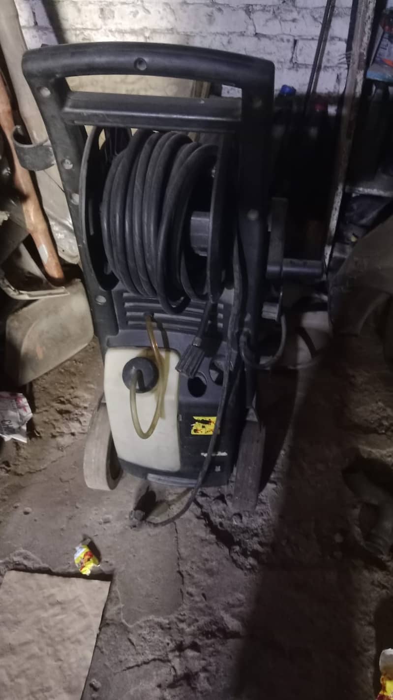 Washer pump 3