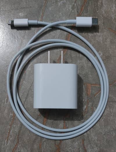 IPhone 14 Pro Max Charger + Cable