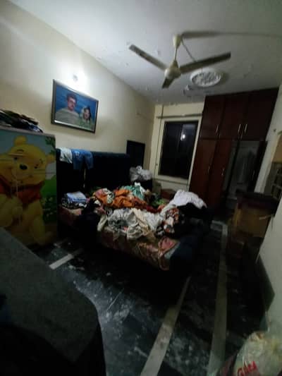 Iqbal Town 3 Marla Double Tile Flooring House At Asif Block