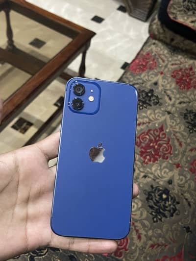 Apple iPhone 12