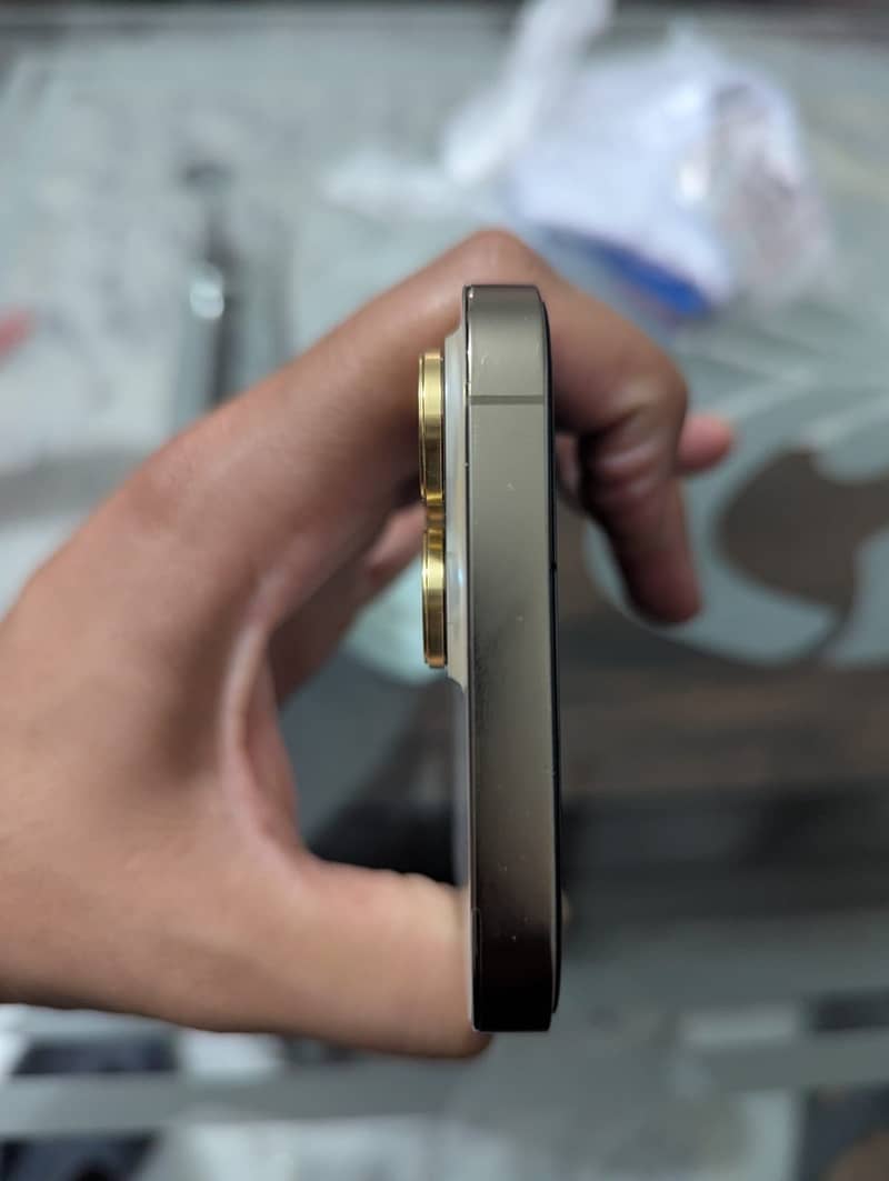 Apple iPhone 14 Pro Max 2