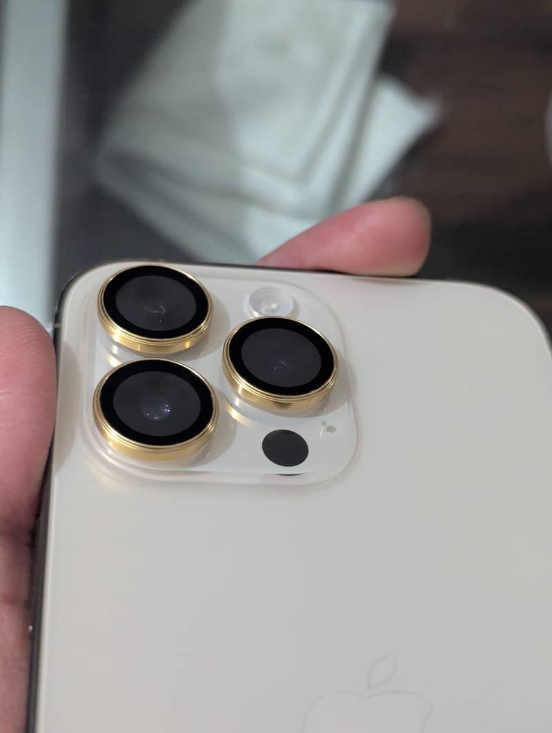 Apple iPhone 14 Pro Max 5