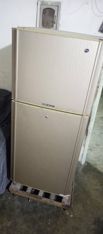 PEL REFRIGERATOR