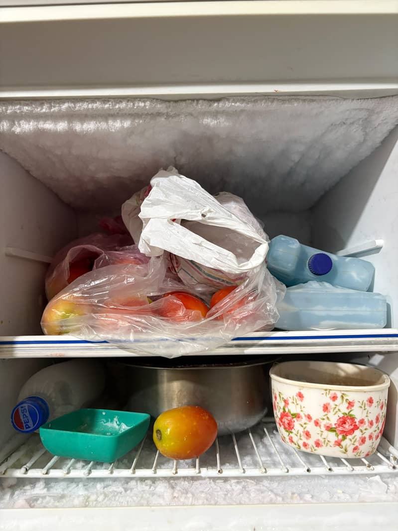 Dawlance 9 cubic 10