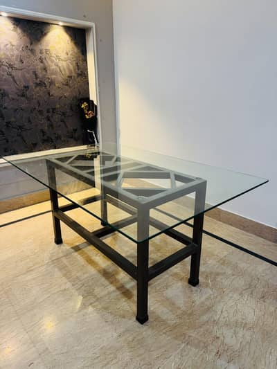 Dinning Table