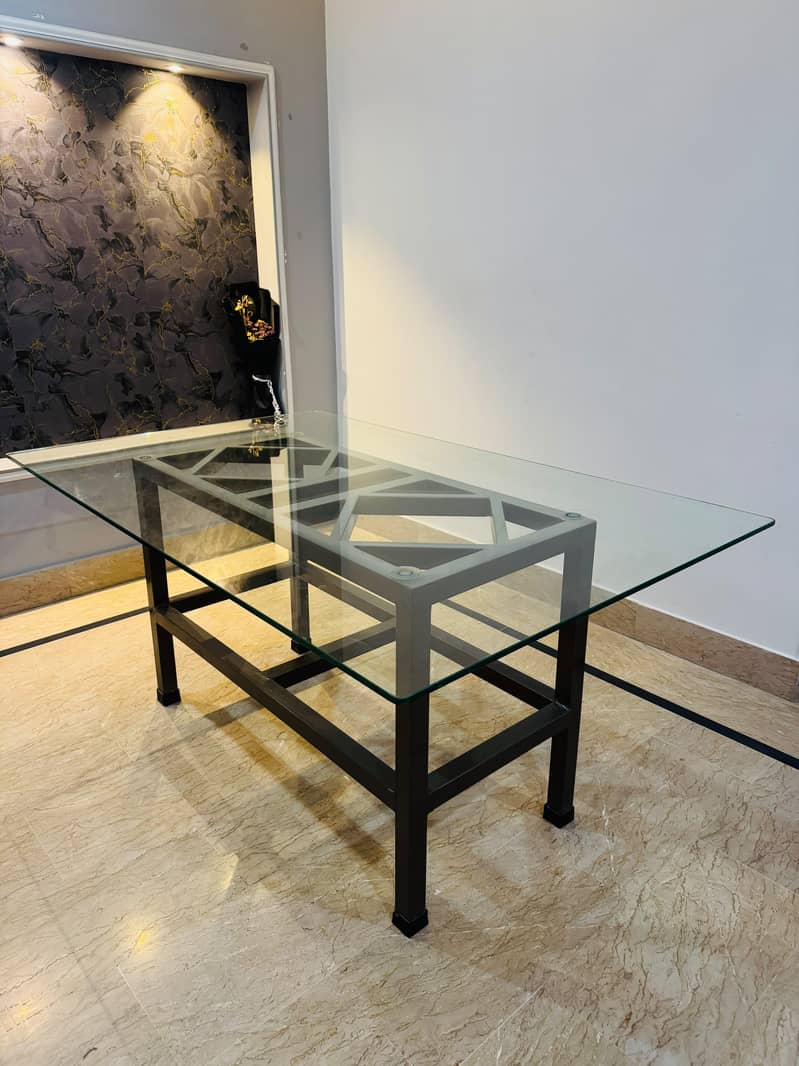Dinning Table 0